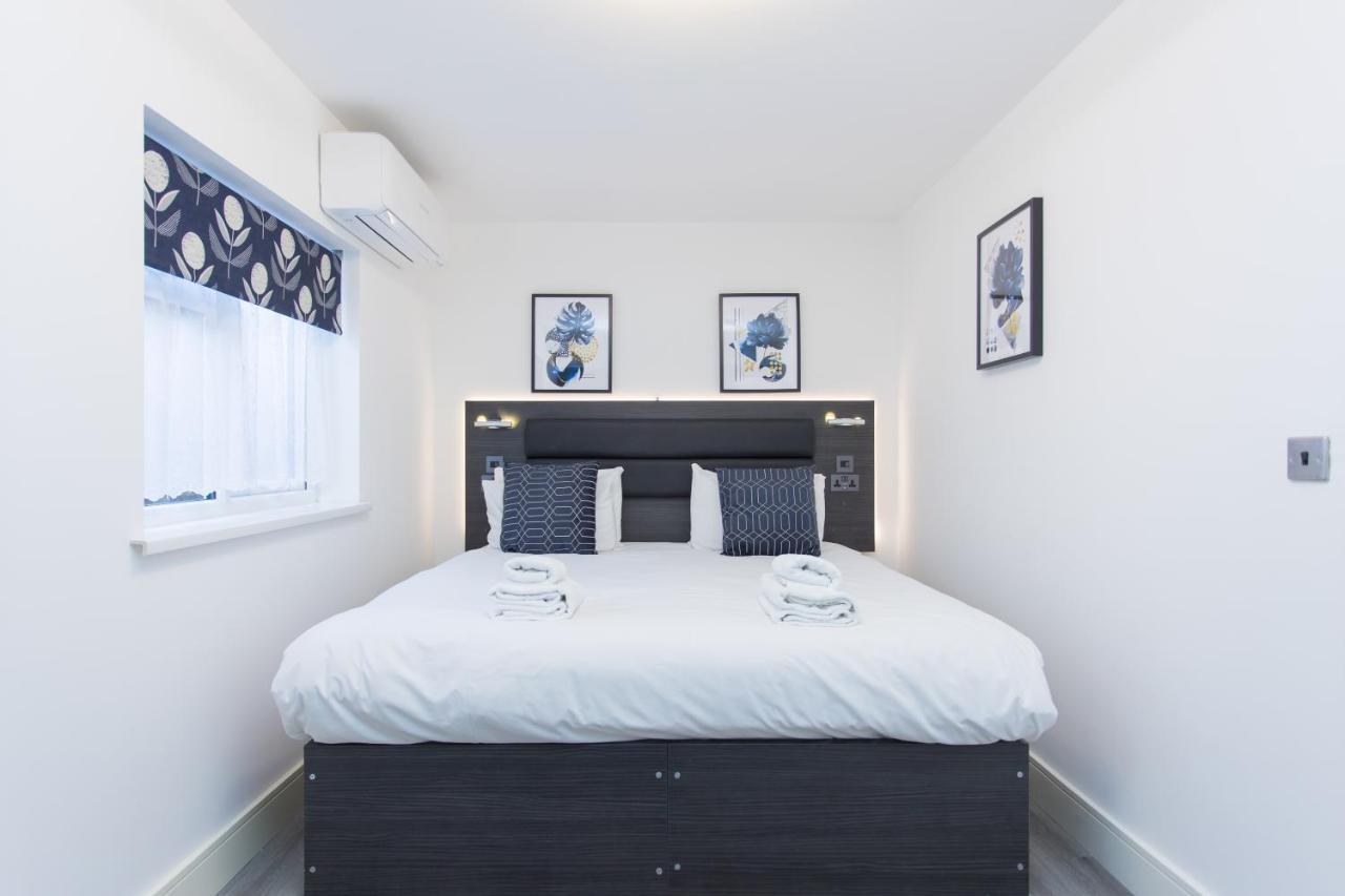 سلوف Legoland Heathrow Windsor Apartment Hotel المظهر الخارجي الصورة